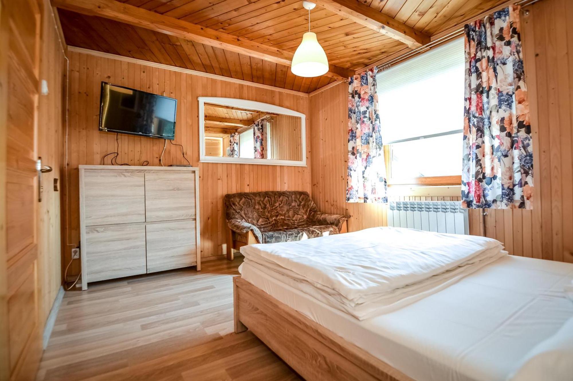 Apartament & Domek U Gabrysi เบียลกาตัทร์ชันสกา ภายนอก รูปภาพ